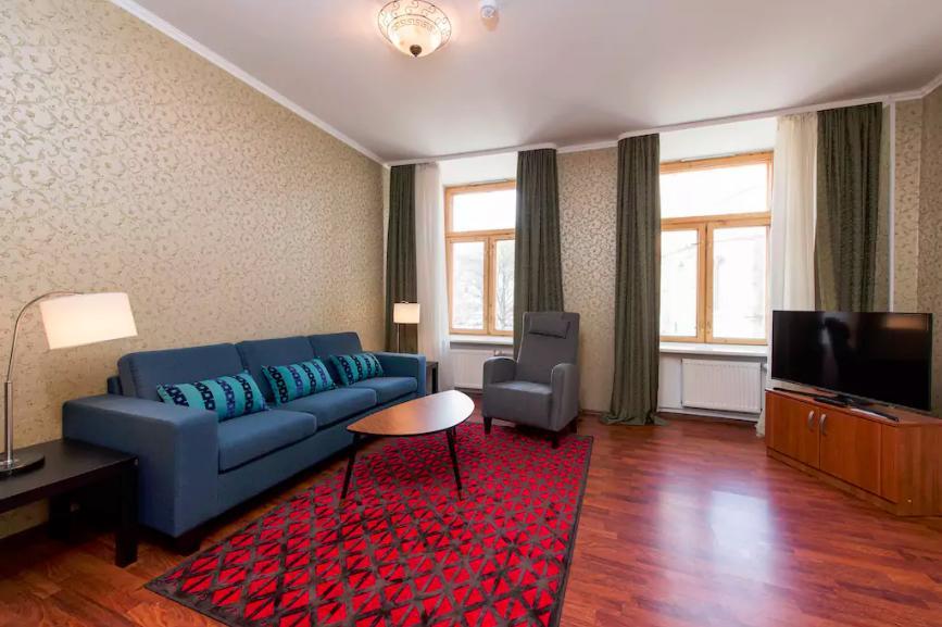 Apartahotel City *